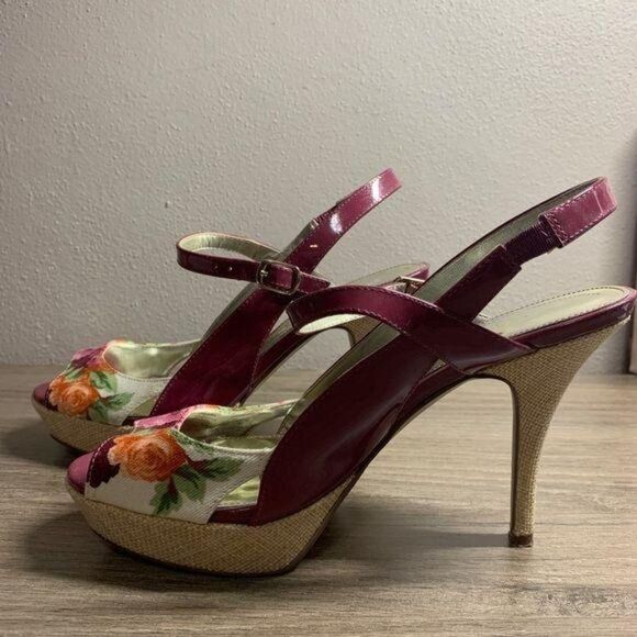 MARC‎ FISHER Floral Canvas Peep Toe Heels - Picture 4 of 5